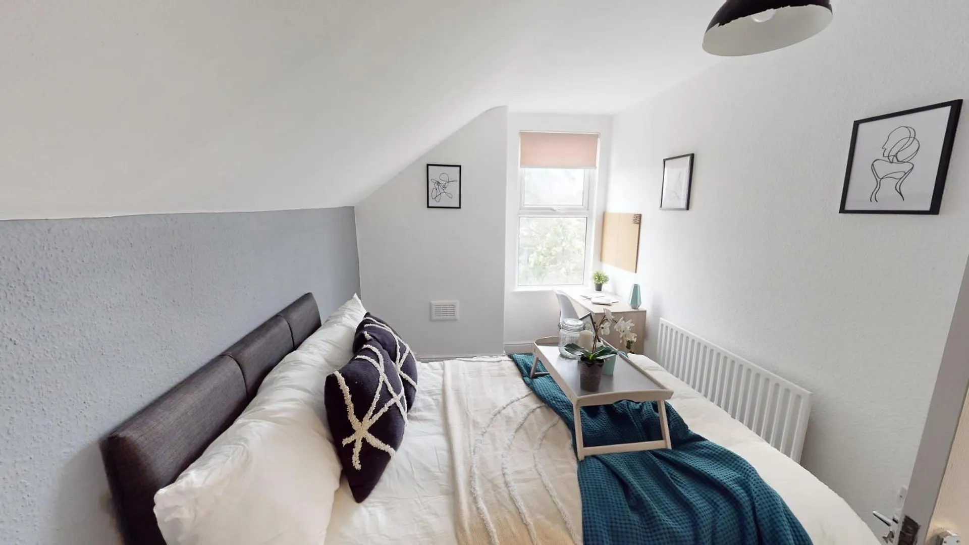 Stunning 6-Bedroom House In Beeston Awaits Your Stay! Nottingham United Kingdom